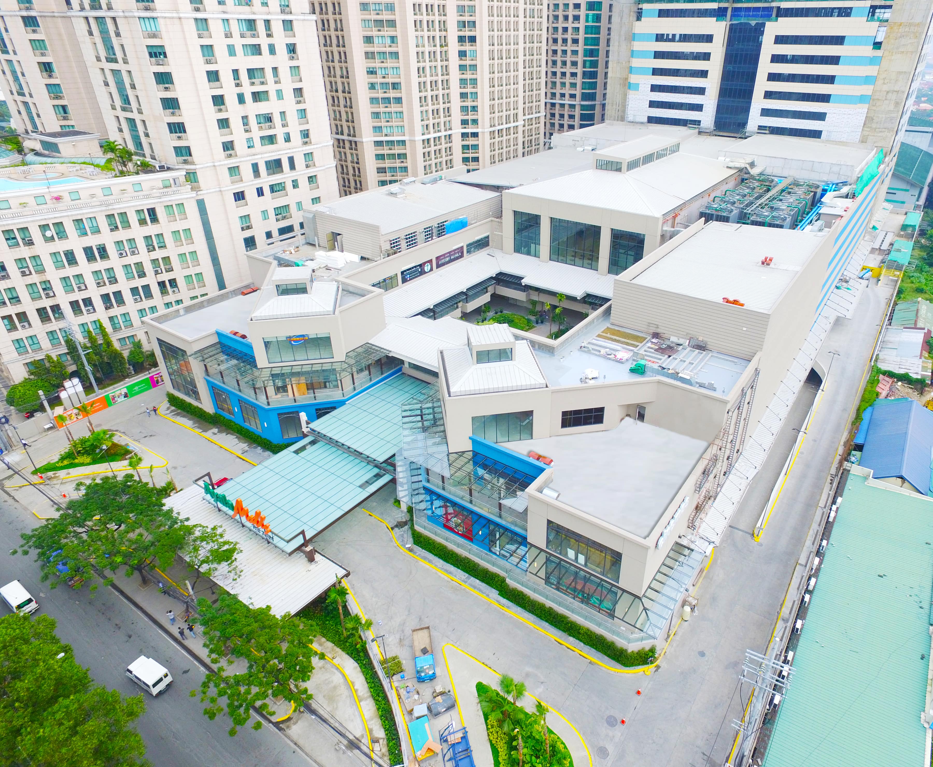 novodental ayala 
                                            malls the 30th